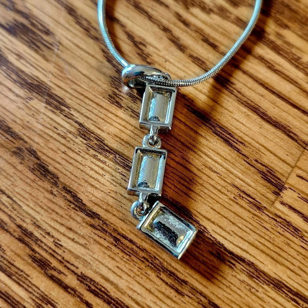 LIA SOPHIA Y Drop Crystal And Silver Necklace FEMININE! - Picture 3 of 9